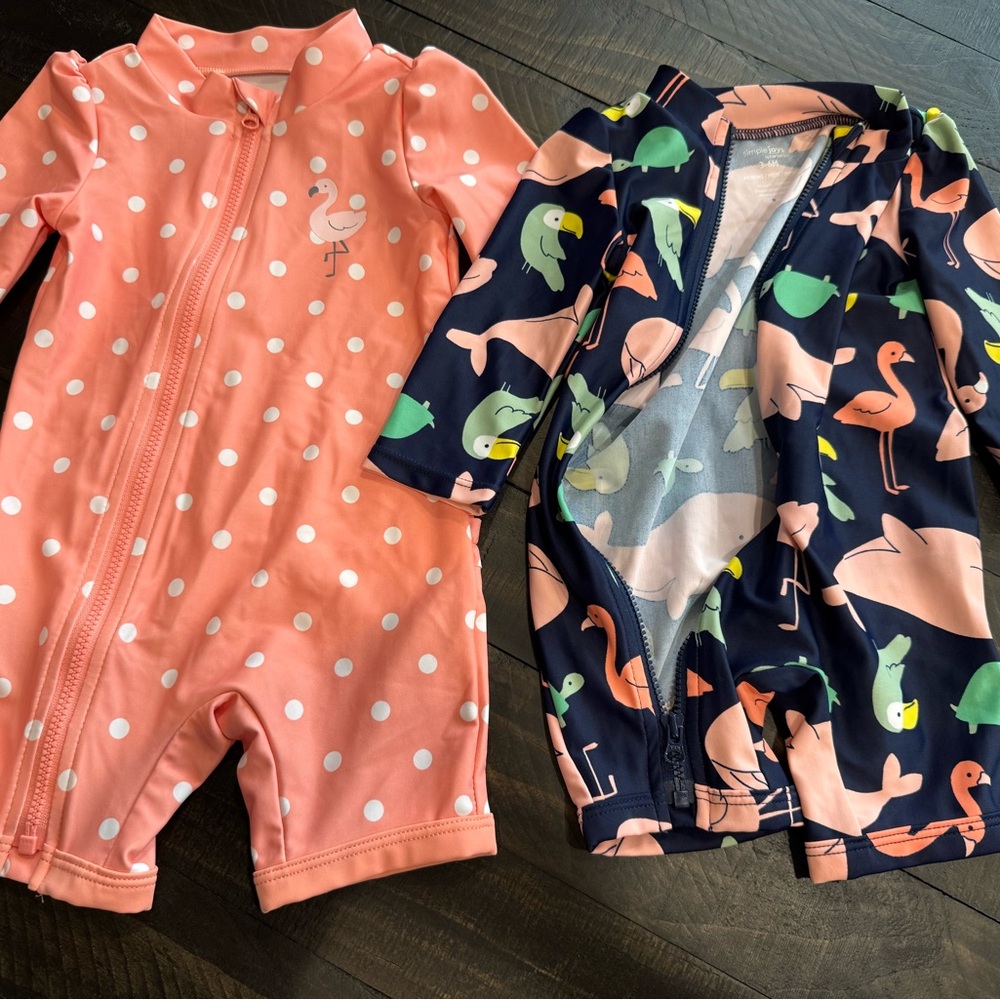 Carters Simple Joys Zip Rashguard Swimsuits Flamingo print 3-6 months